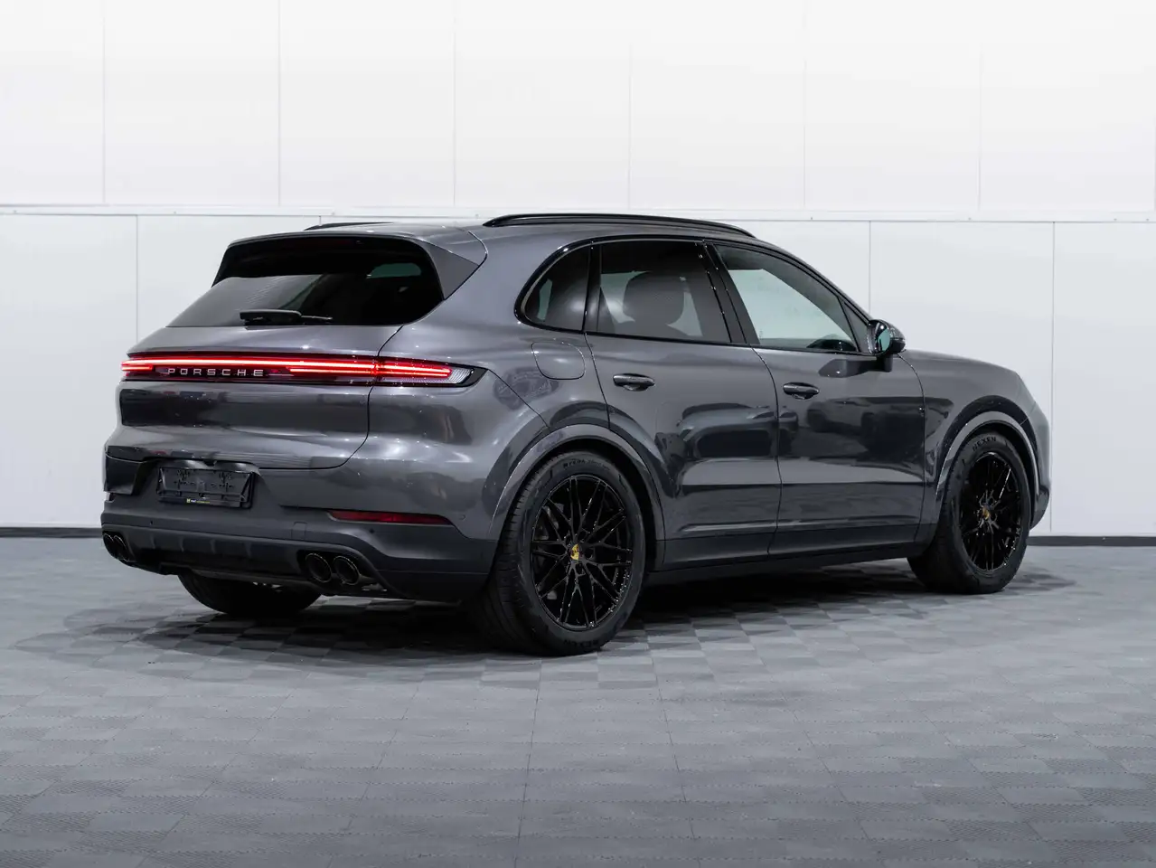 Porsche Cayenne - 9