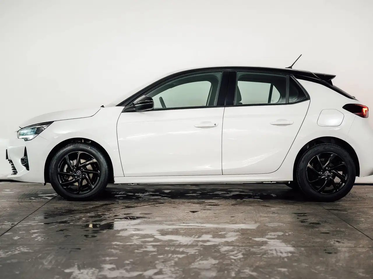Opel Corsa - 2