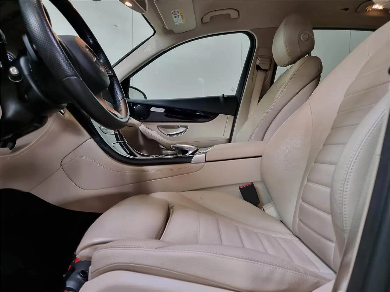 Mercedes-Benz GLC 220 - 9