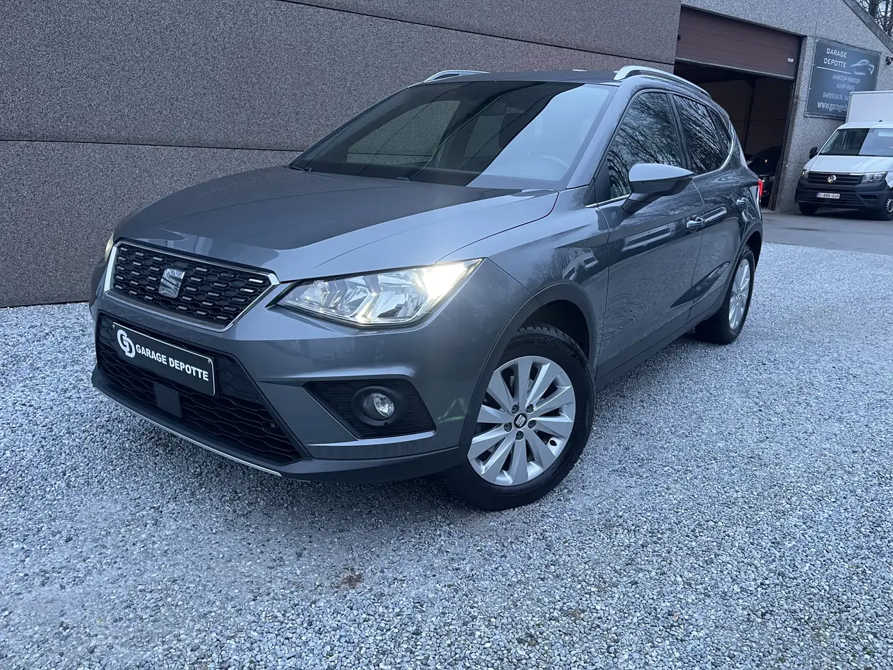 SEAT Arona - 2