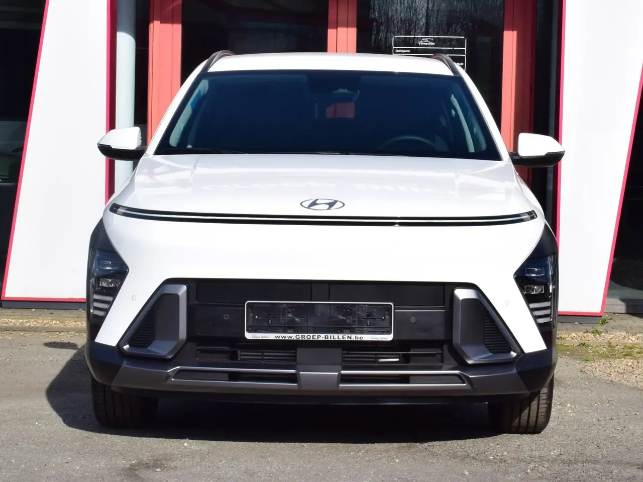 Hyundai KONA - 7
