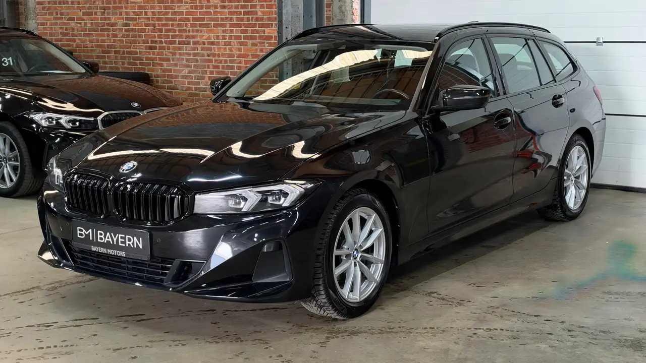 BMW 318 - 12