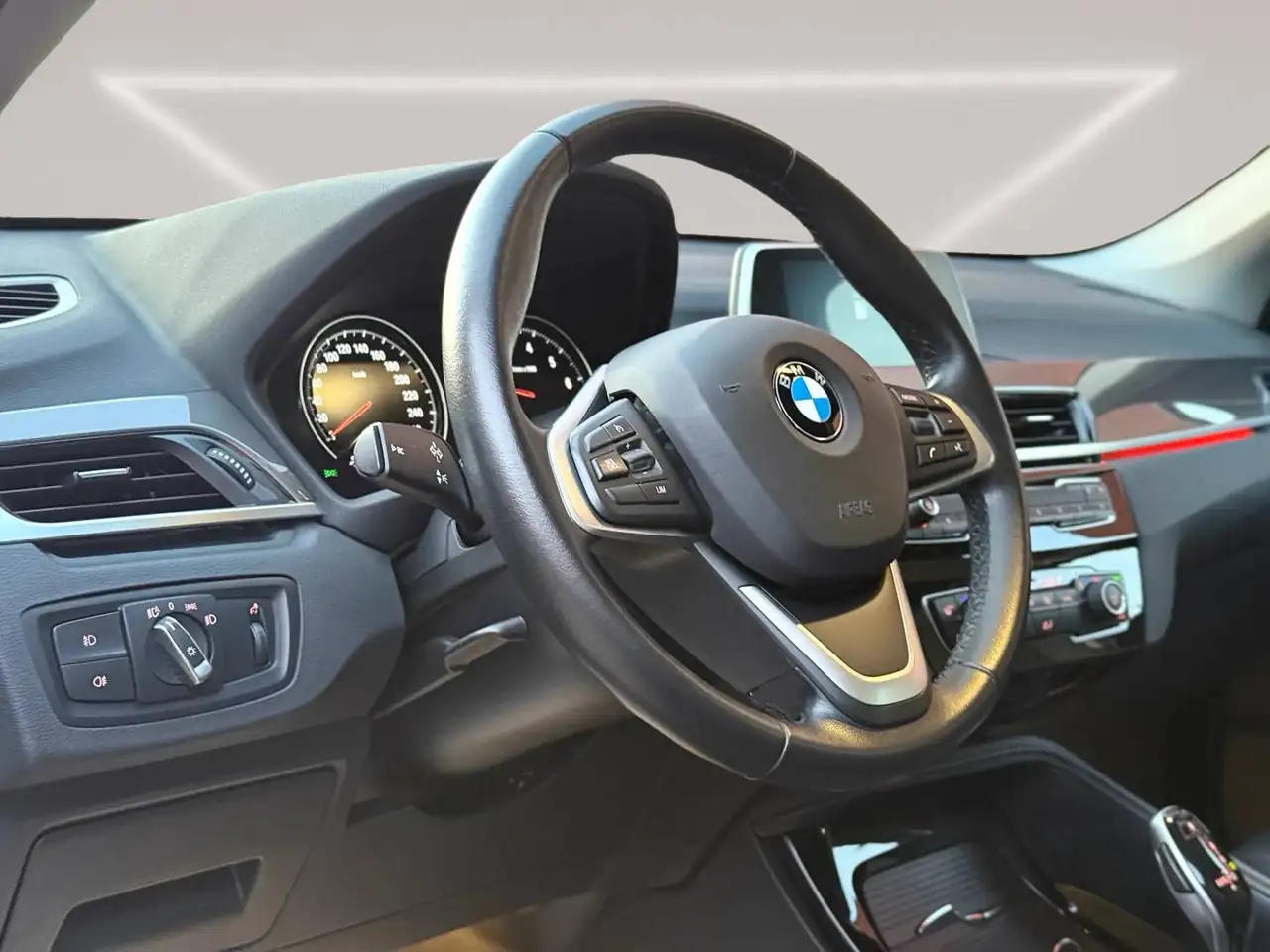 BMW X1 - 11