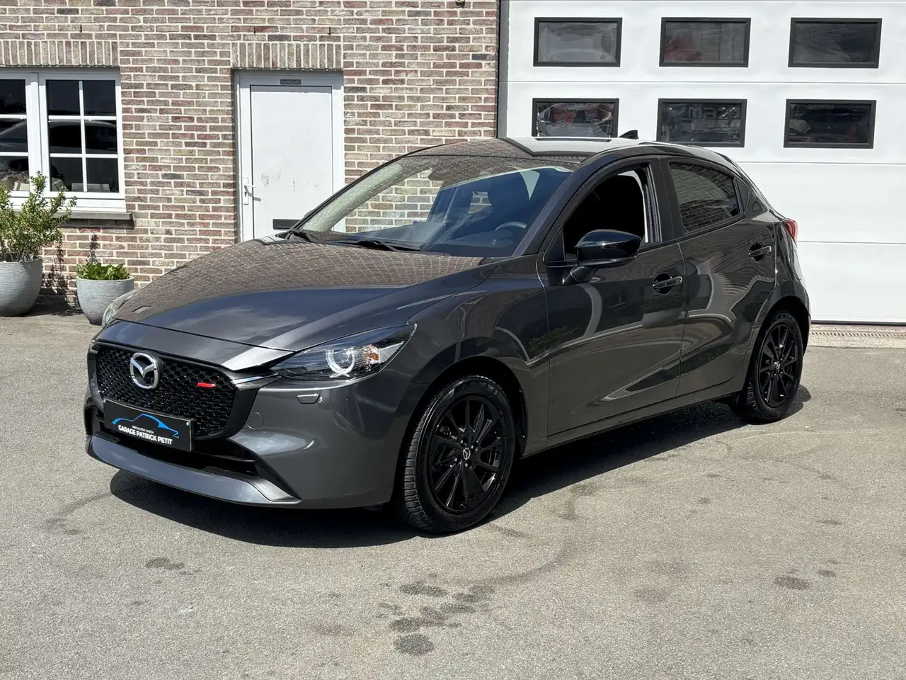 Mazda 2 - 3