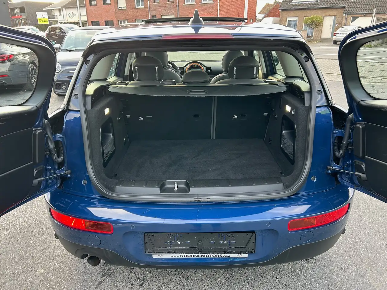 MINI One D Clubman - 11