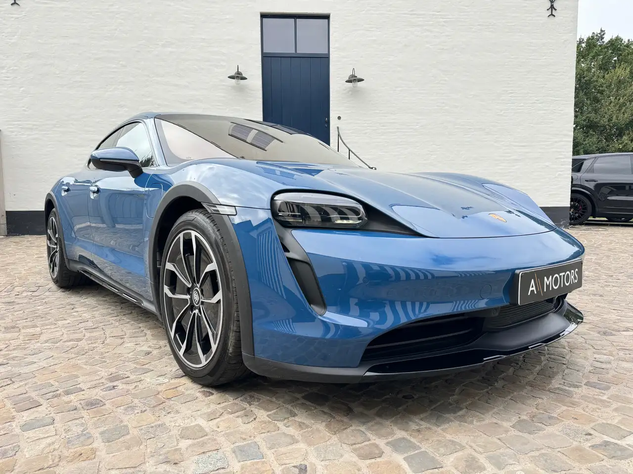 Porsche Taycan - 6