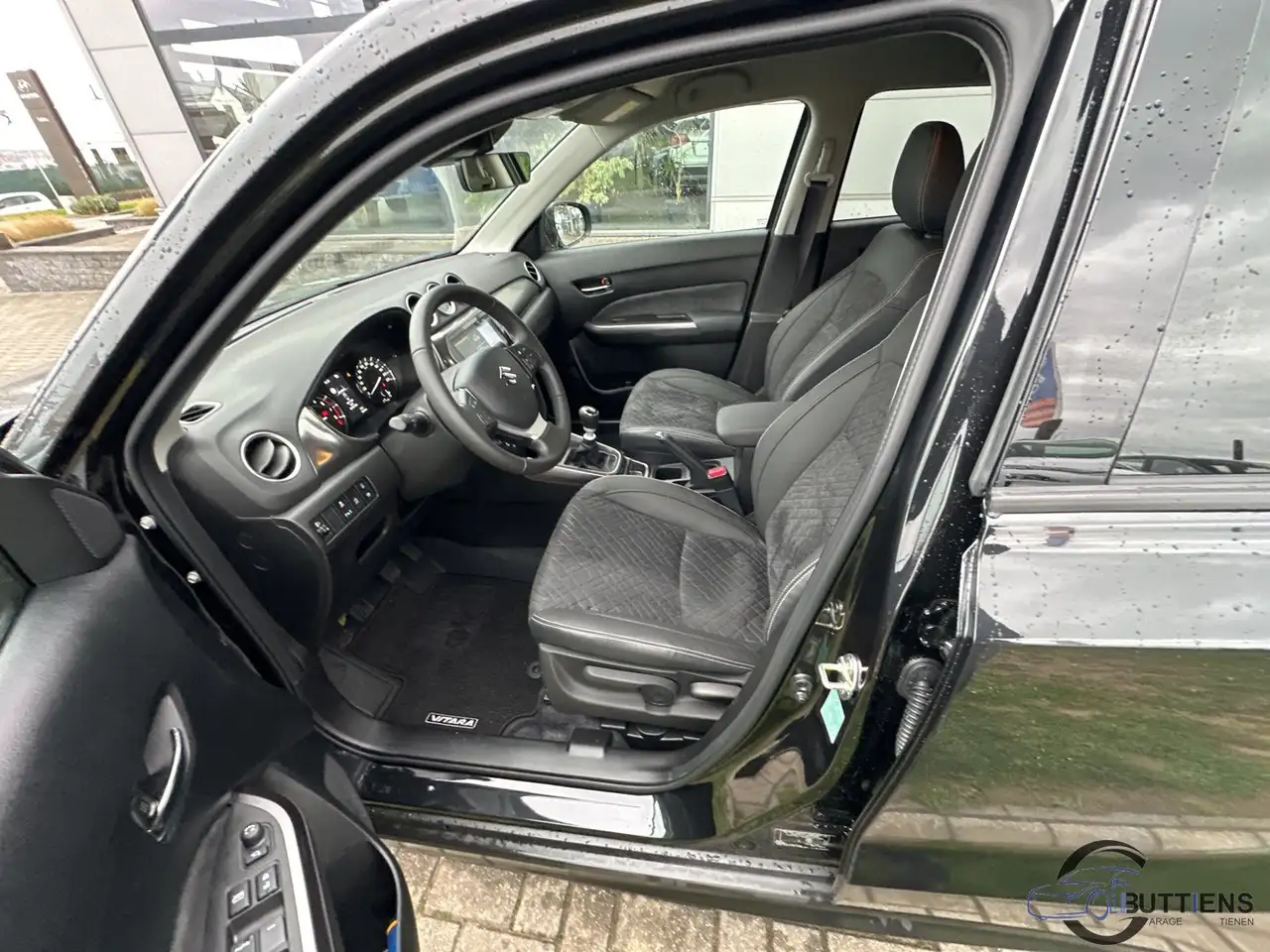 Suzuki Grand Vitara - 12