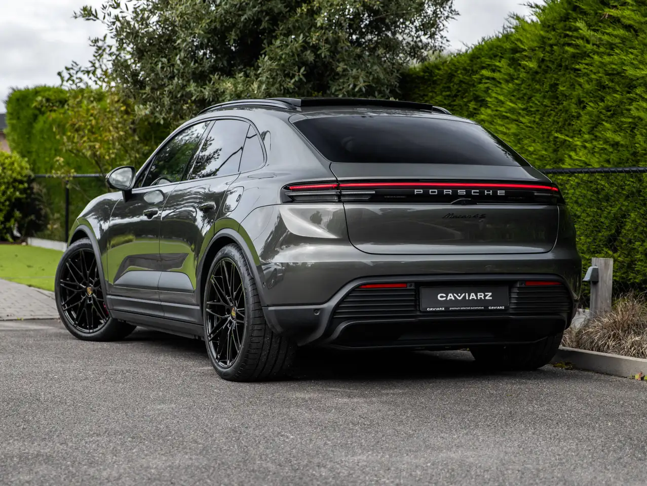 Porsche Macan - 2
