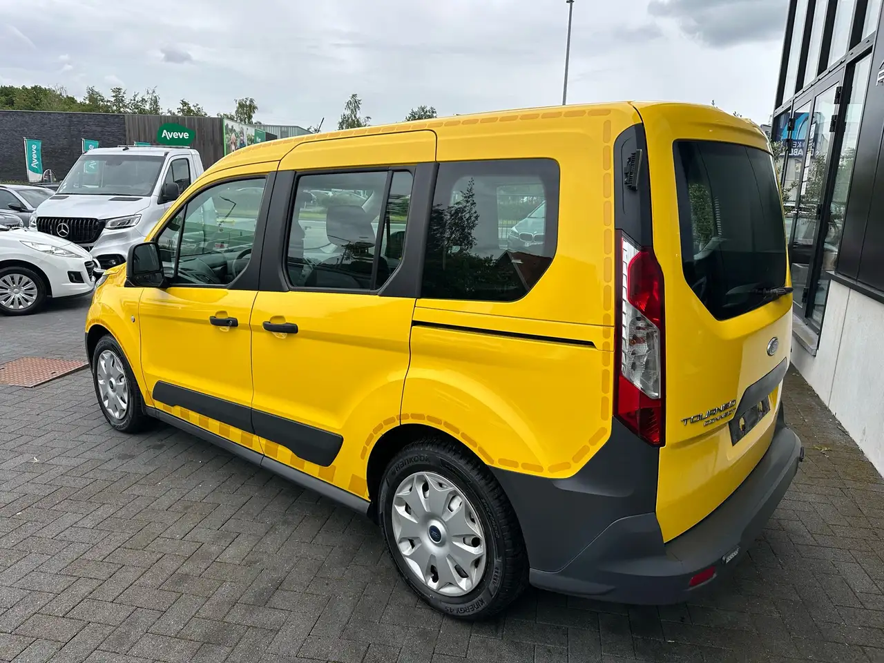 Ford Tourneo Connect - 5
