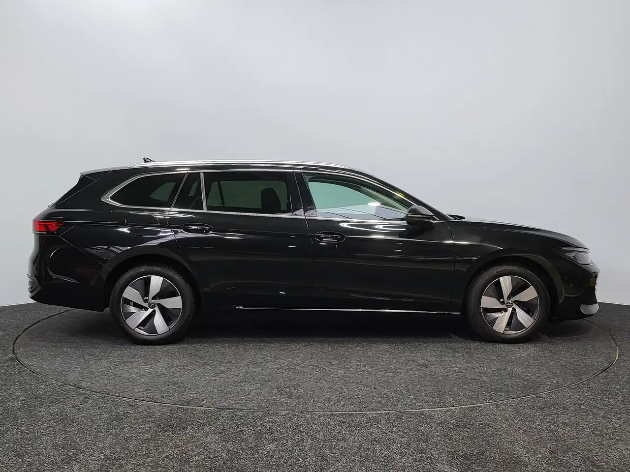 Volkswagen Passat Variant - 7