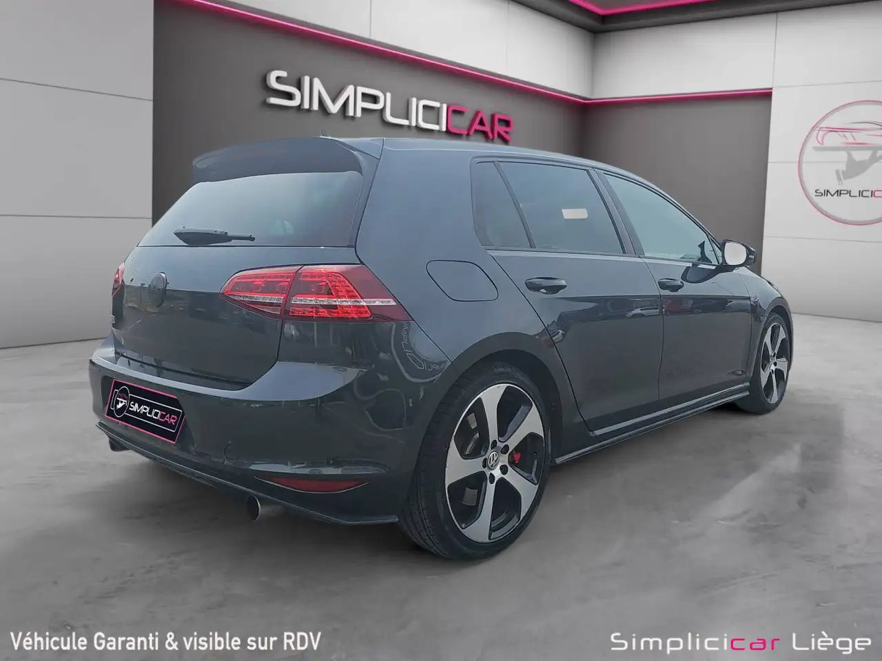 Volkswagen Golf GTI - 7