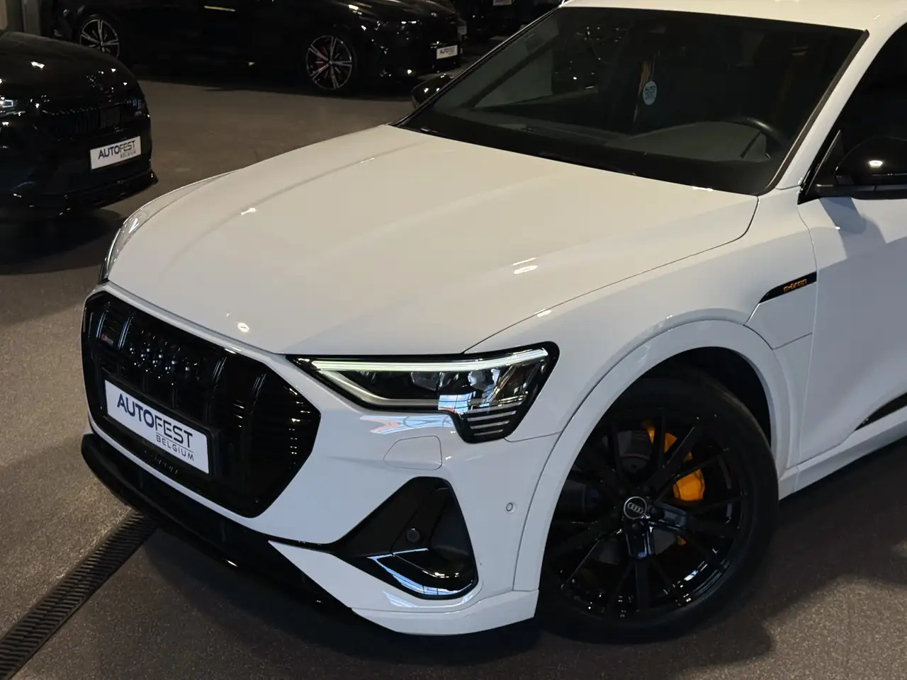 Audi e-tron - 4