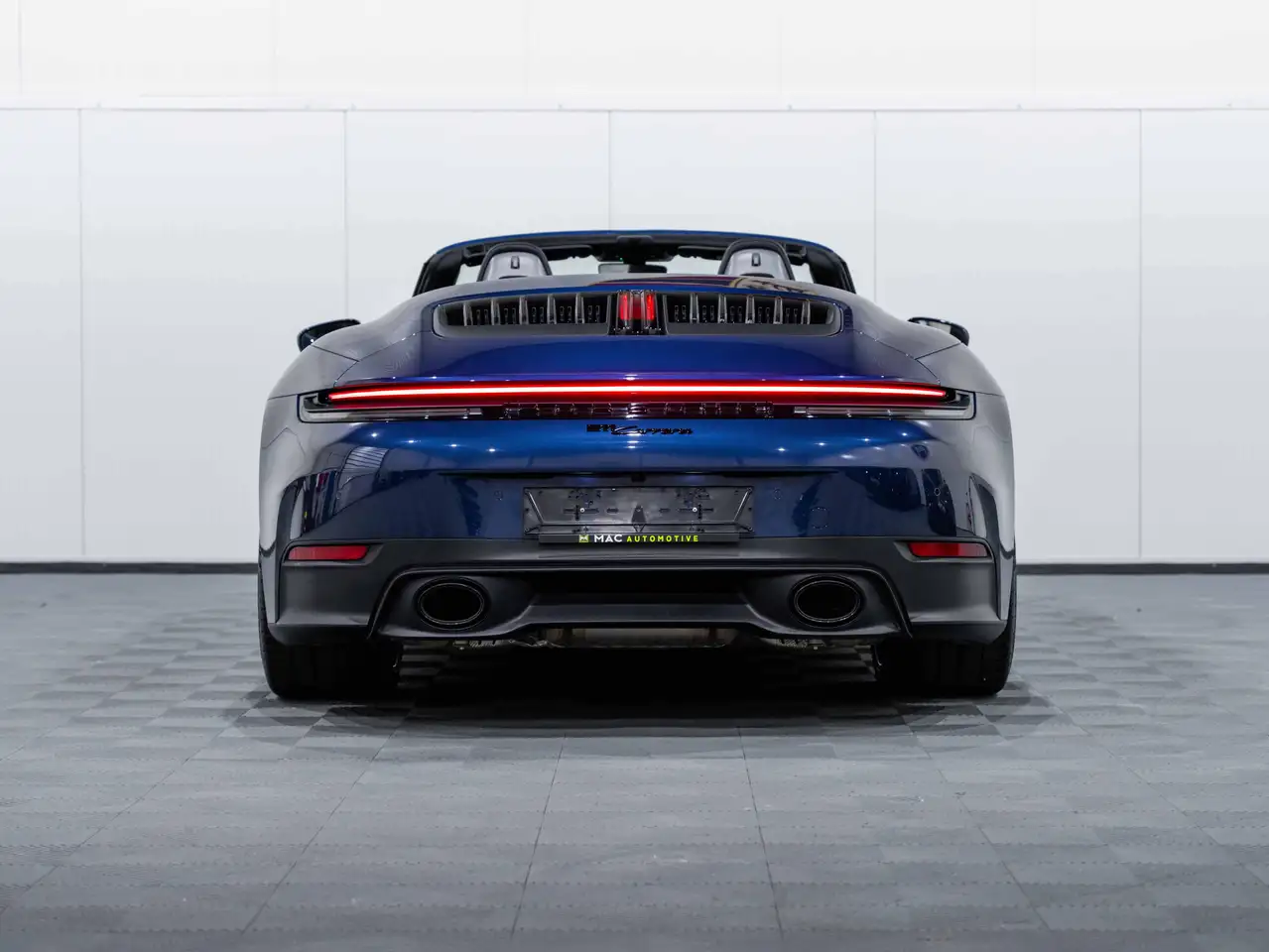 Porsche 992 - 11