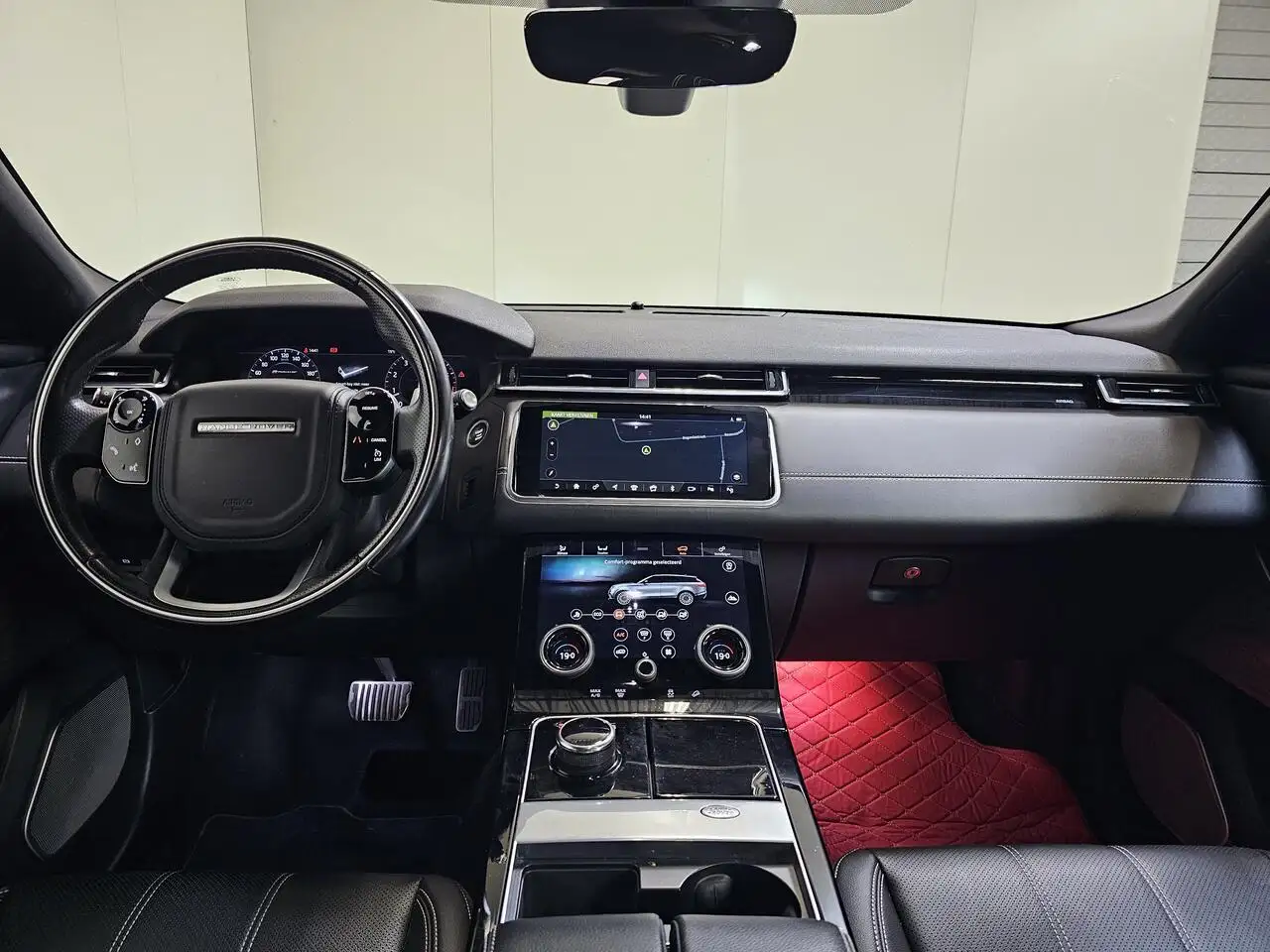Land Rover Range Rover Velar - 12