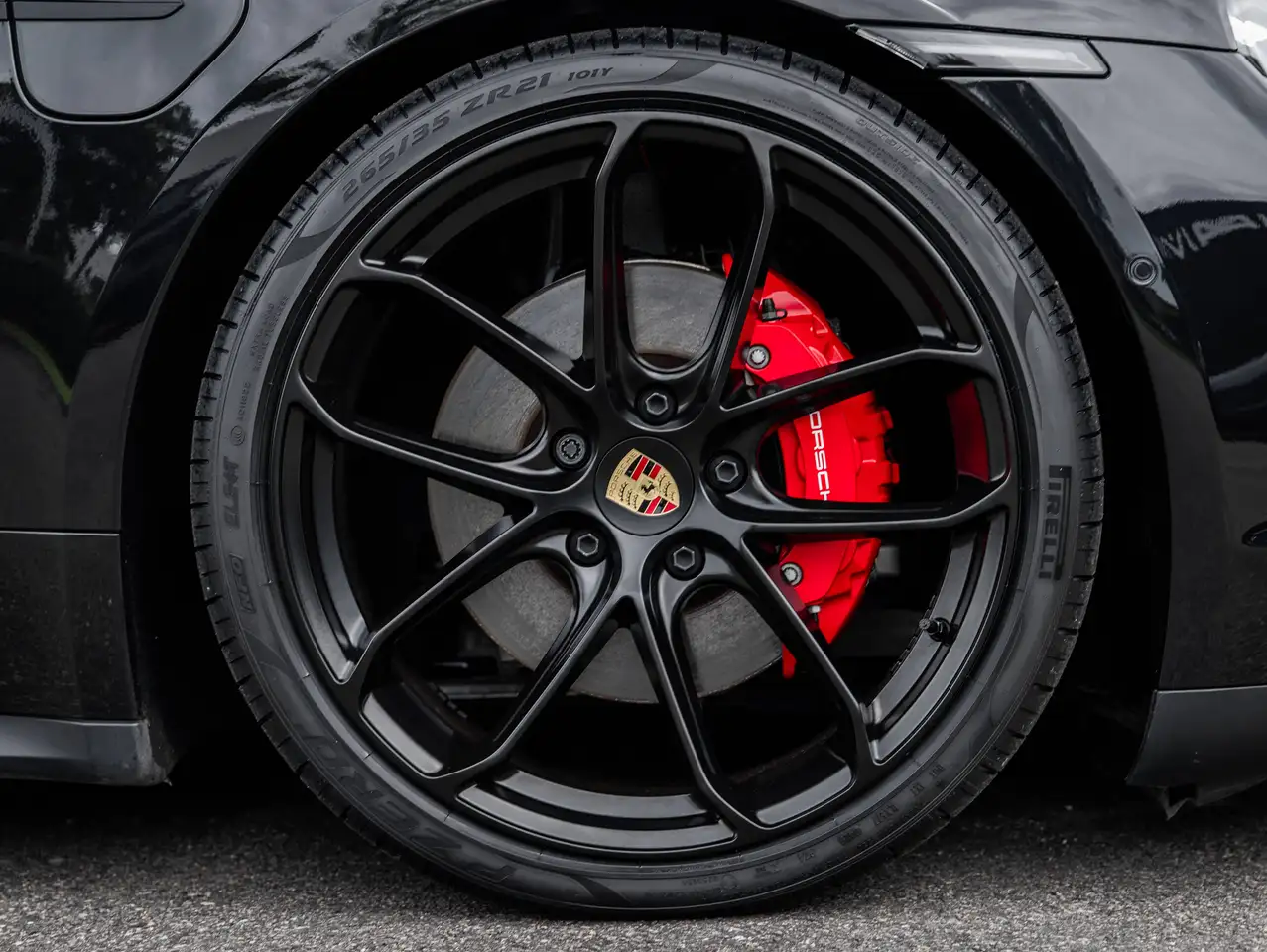 Porsche Taycan - 10