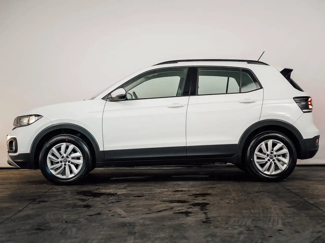 Volkswagen T-Cross - 2