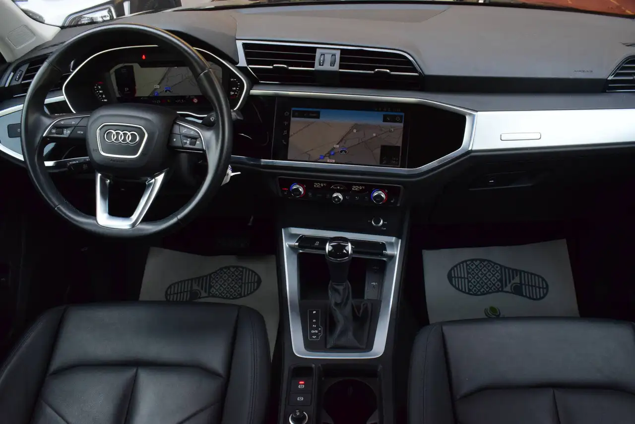 Audi Q3 - 4