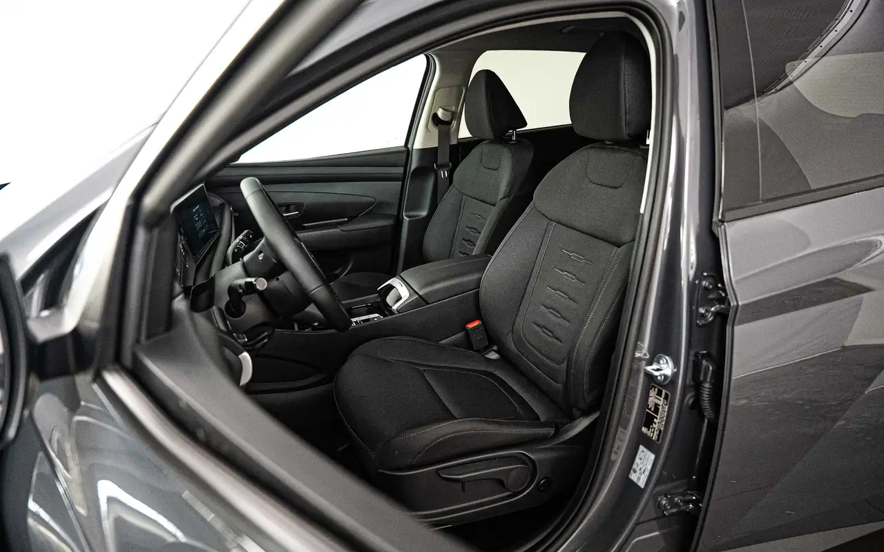 Hyundai TUCSON - 8