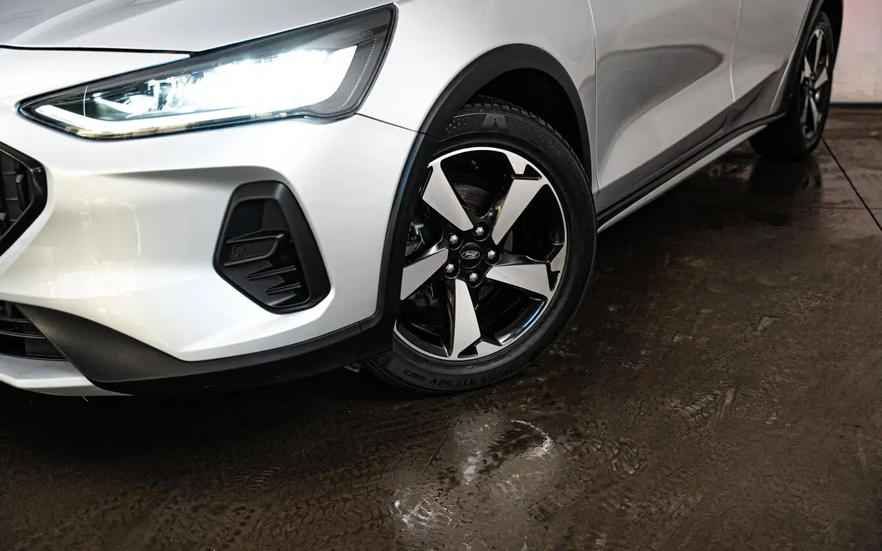 Ford Focus - 5