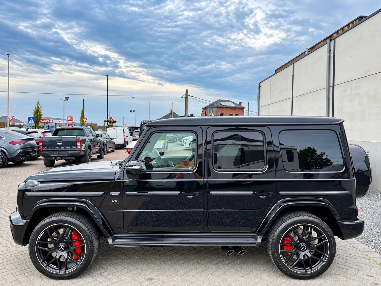 Mercedes-Benz G 63 AMG - 12