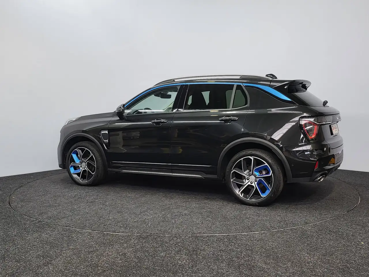 Lynk & Co 01 - 4