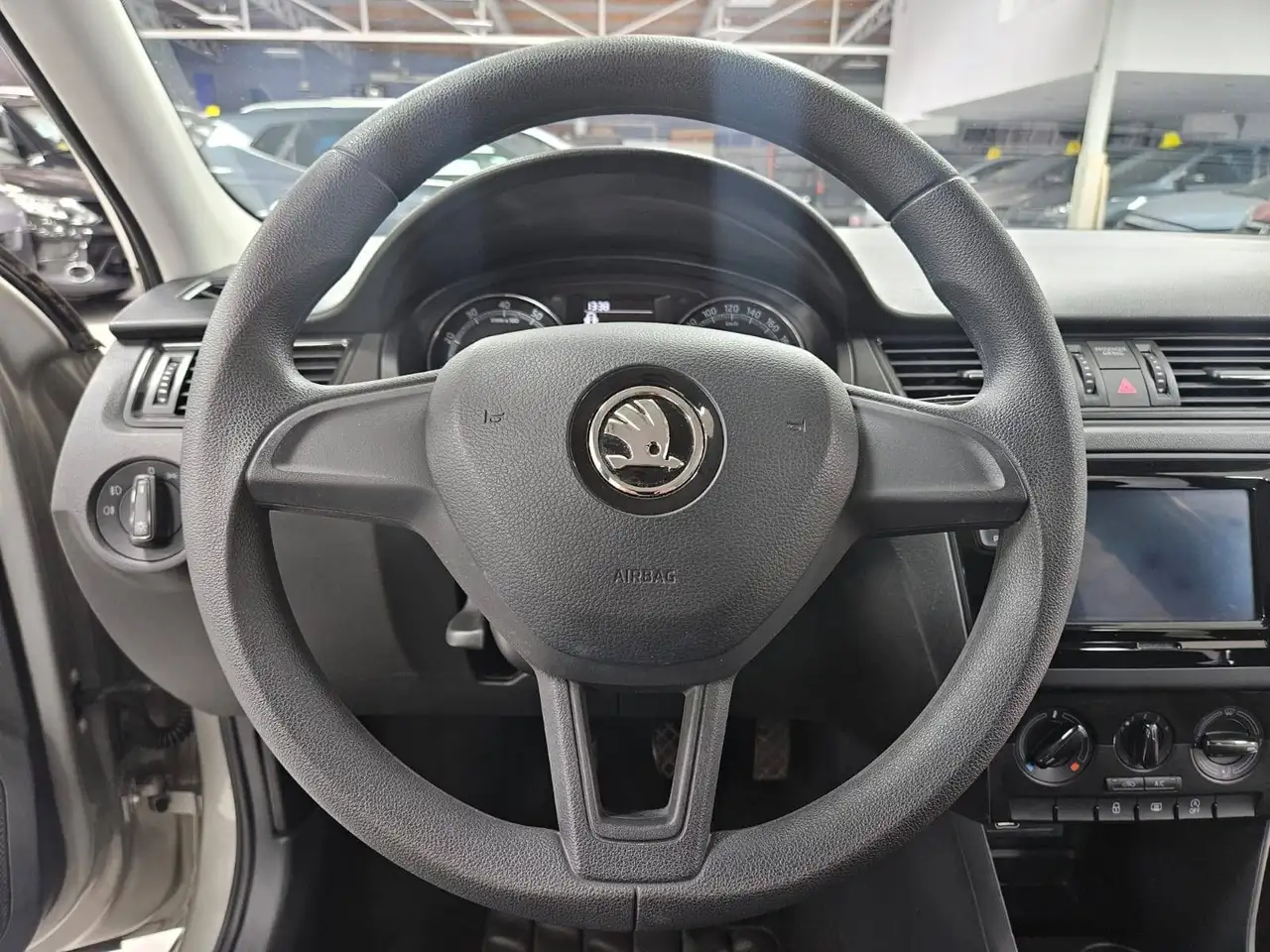 Skoda Rapid/Spaceback - 10