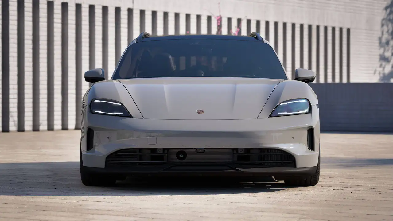 Porsche Taycan - 6
