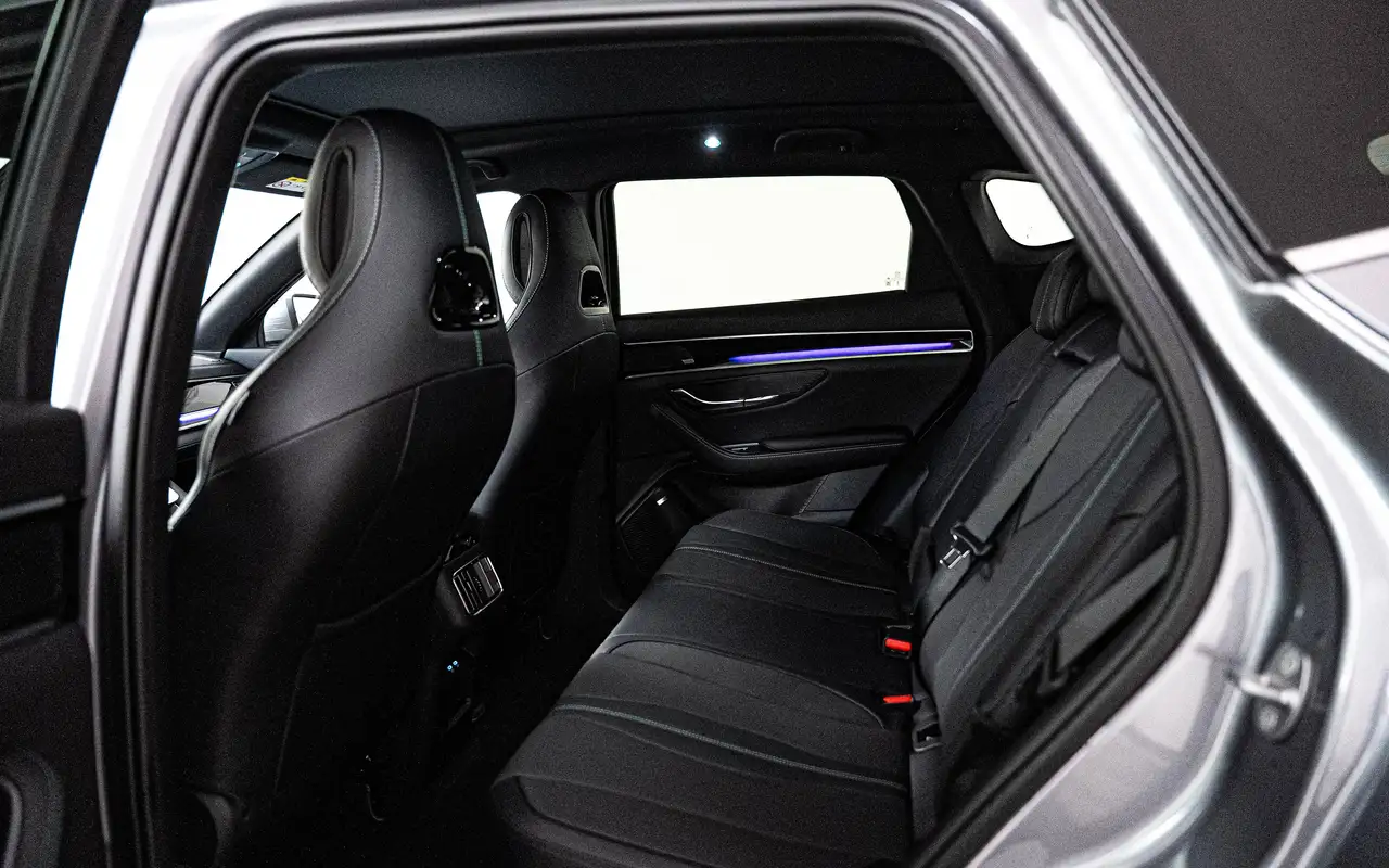 BYD Seal U - 9