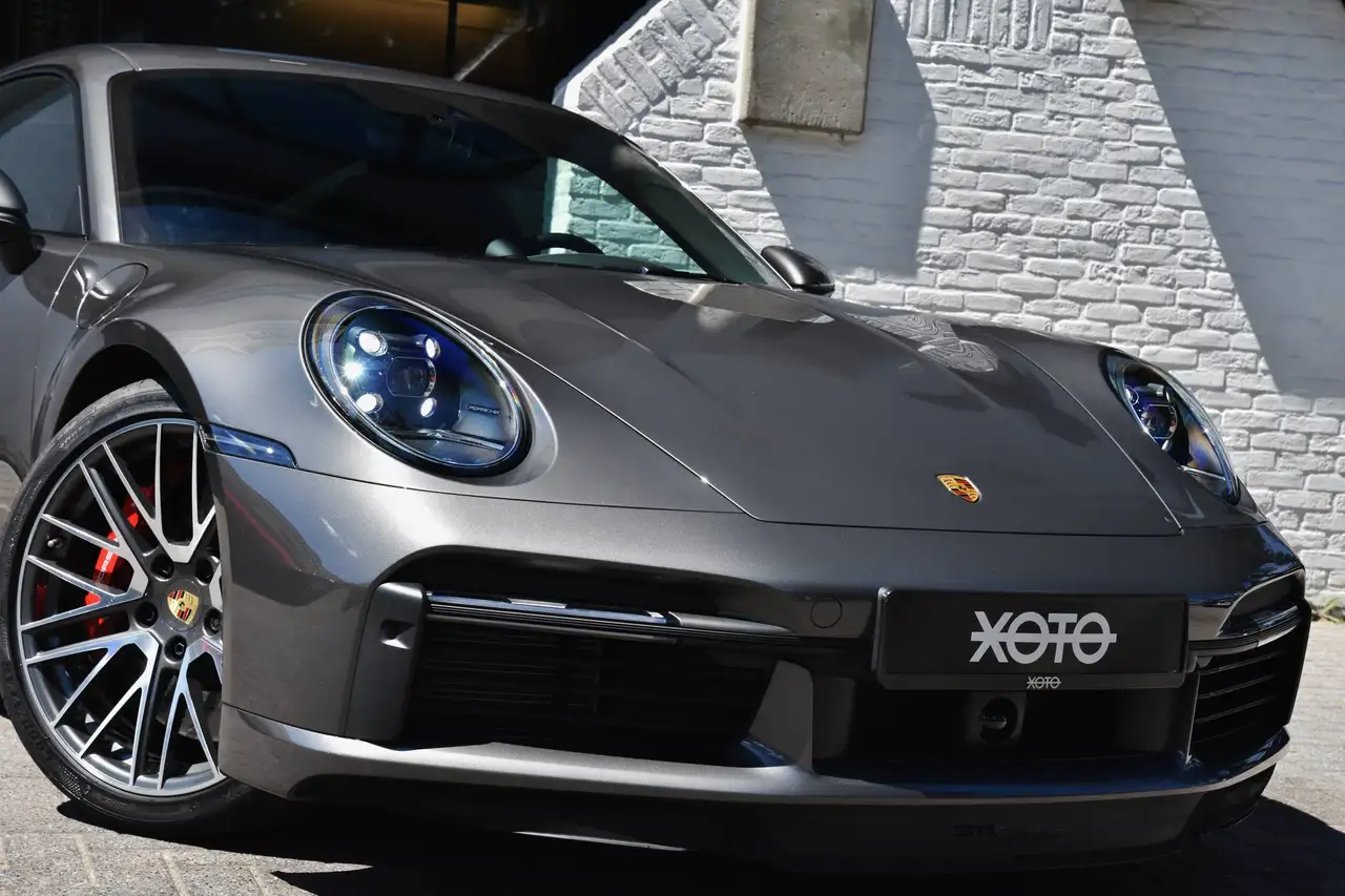 Porsche 992 - 10