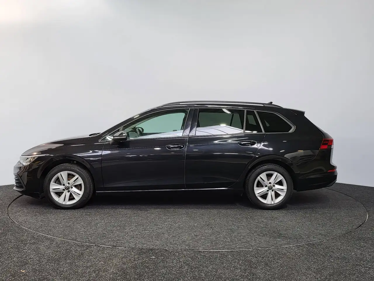 Volkswagen Golf Variant - 3