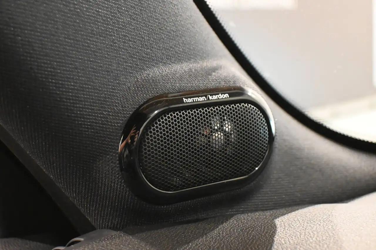 MINI Cooper SE - 11