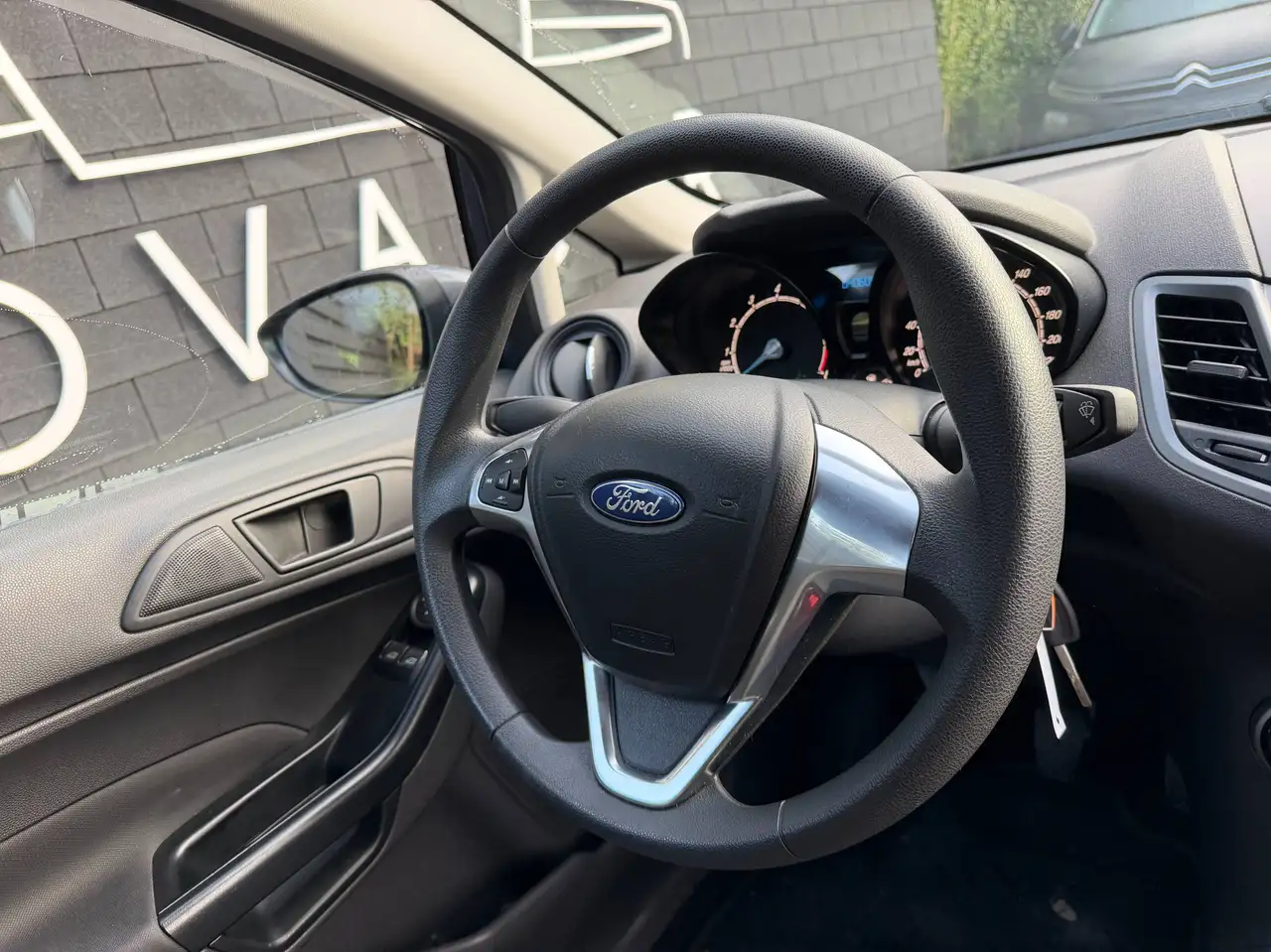 Ford Fiesta - 11