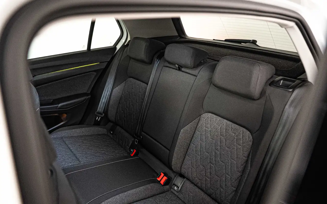Volkswagen Golf - 7