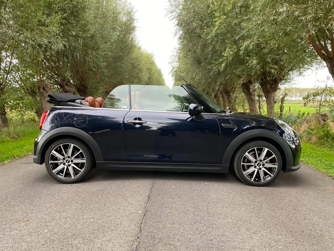 MINI Cooper Cabrio - 3