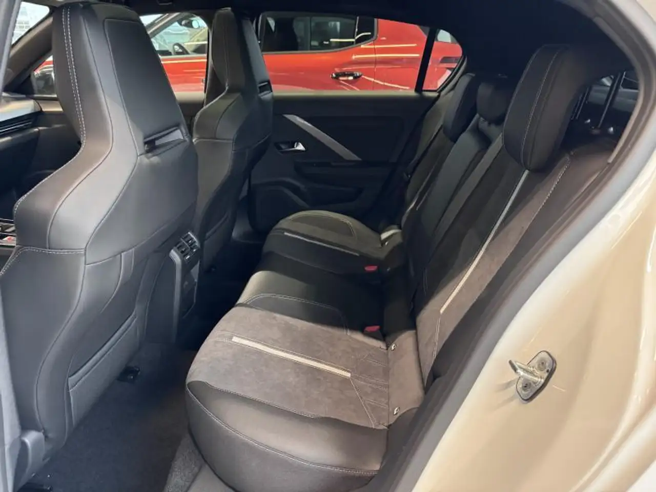 Opel Astra - 9