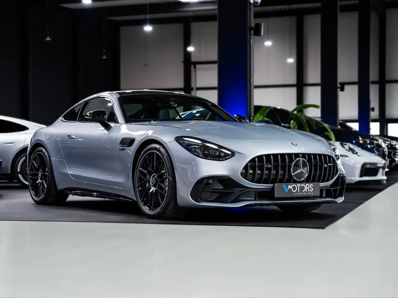 Mercedes-Benz AMG GT - 6