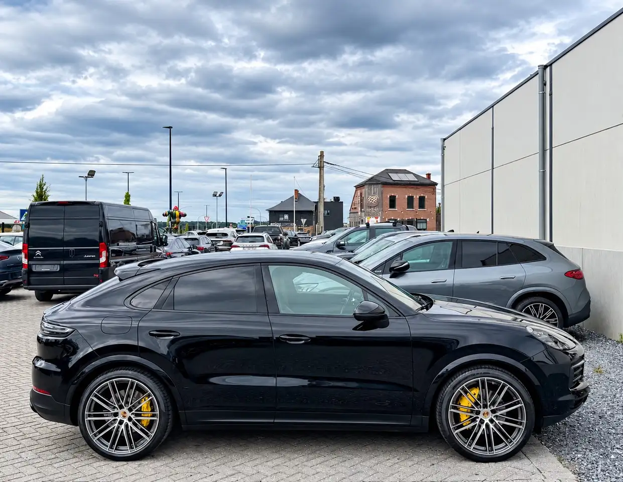 Porsche Cayenne - 7