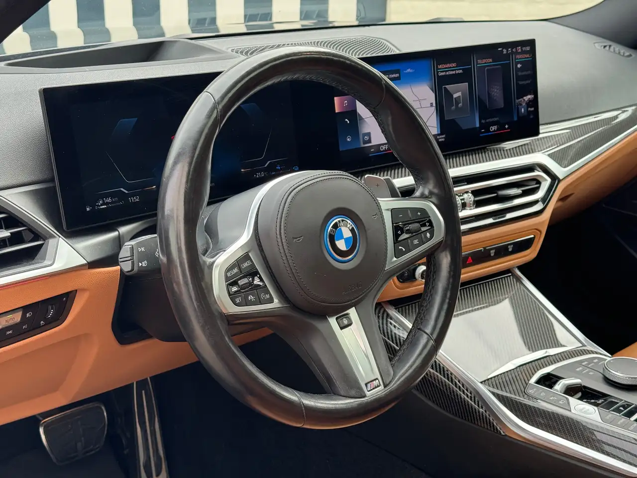 BMW 330 - 11