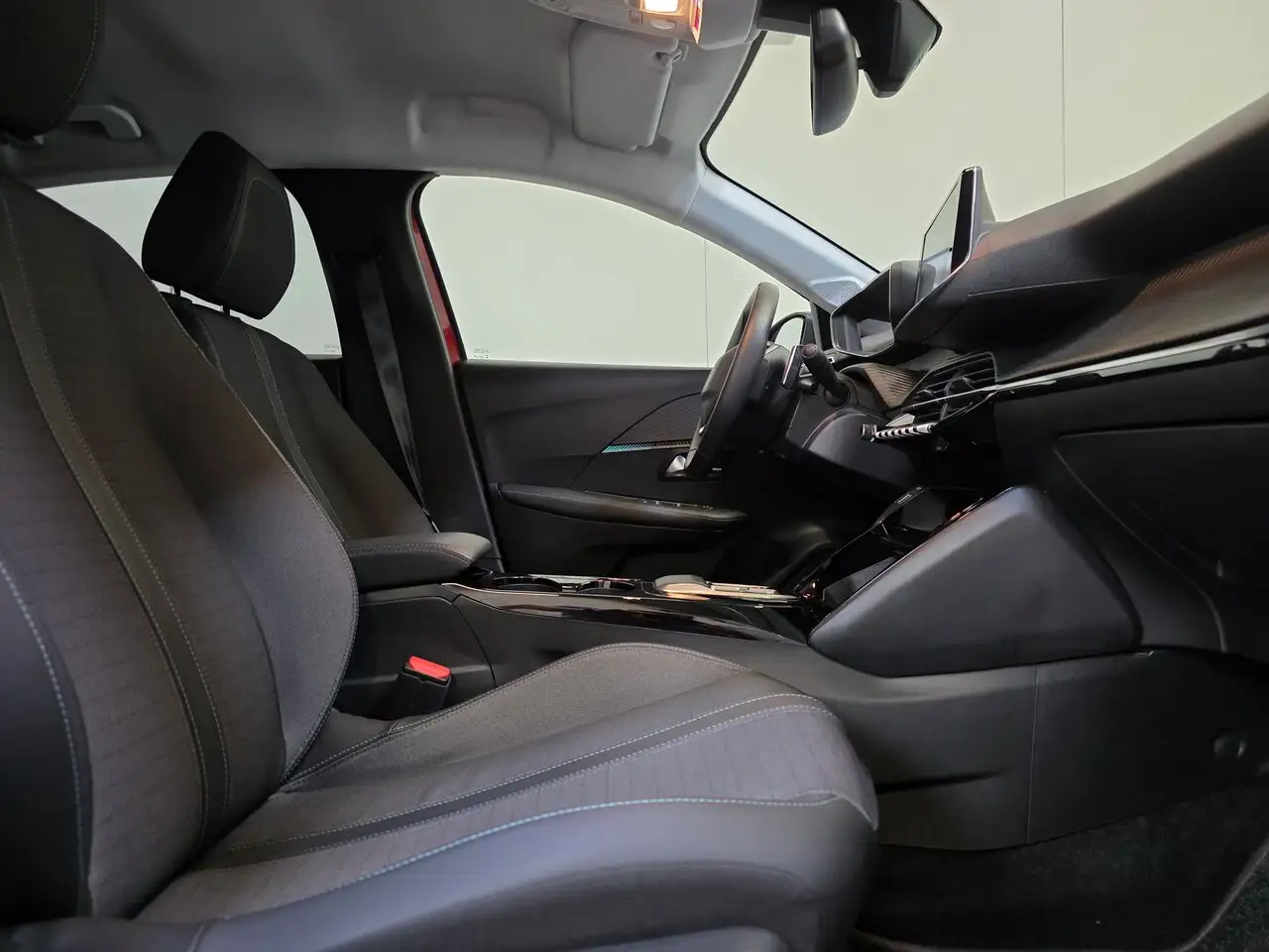 Peugeot 208 - 2