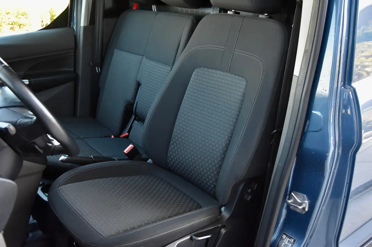 Ford Transit Connect - 7