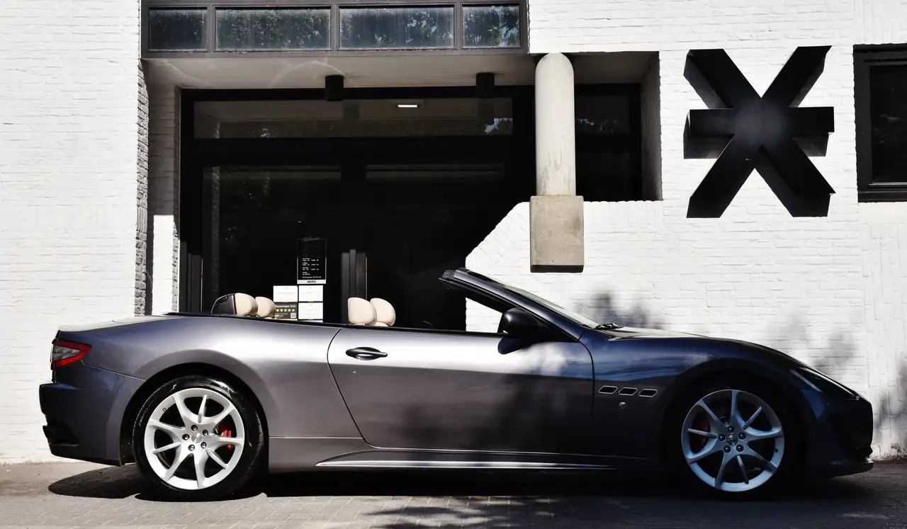 Maserati GranCabrio - 3