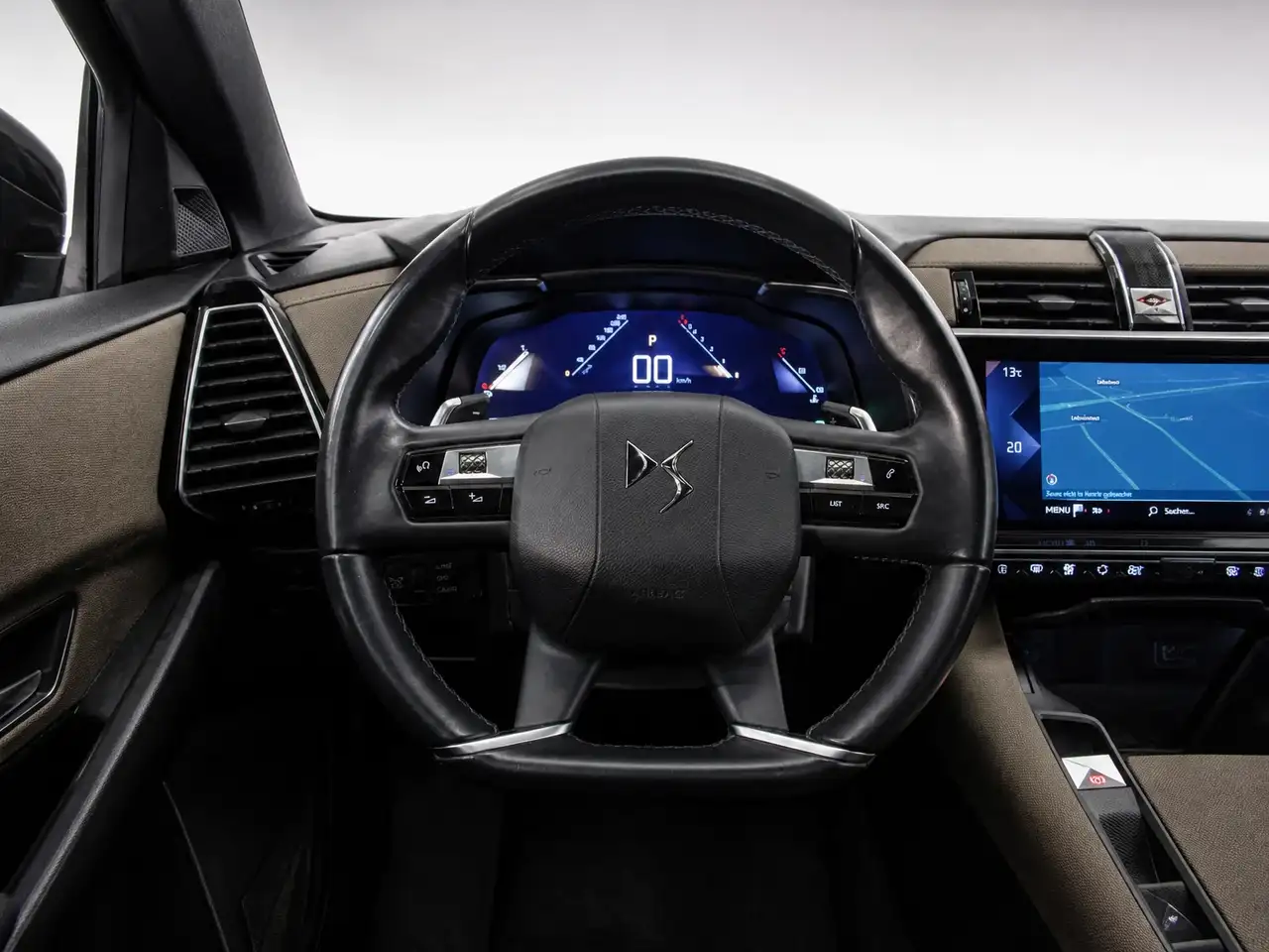 DS Automobiles DS 7 Crossback - 12