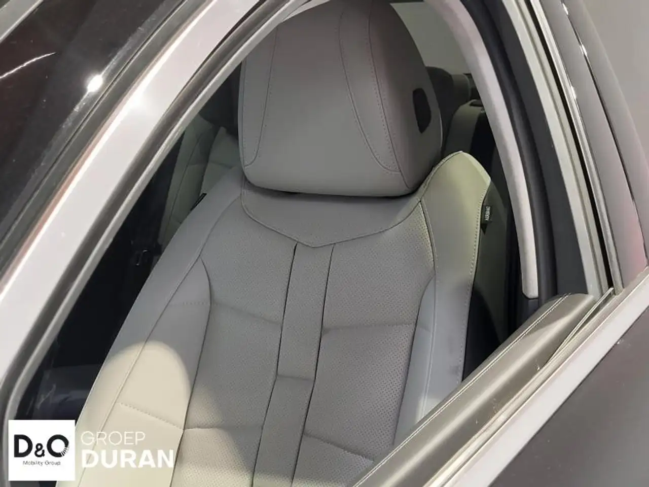 DS Automobiles DS 9 - 10