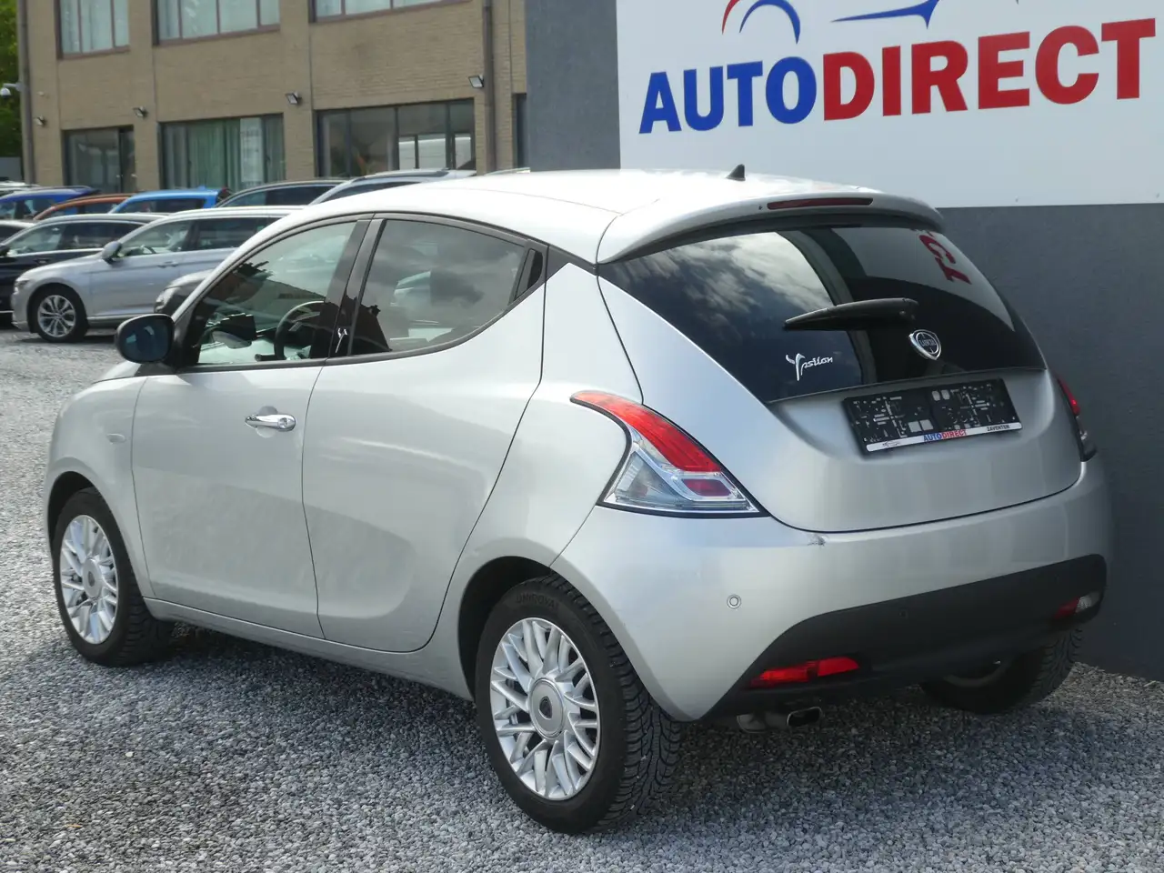 Lancia Ypsilon - 3