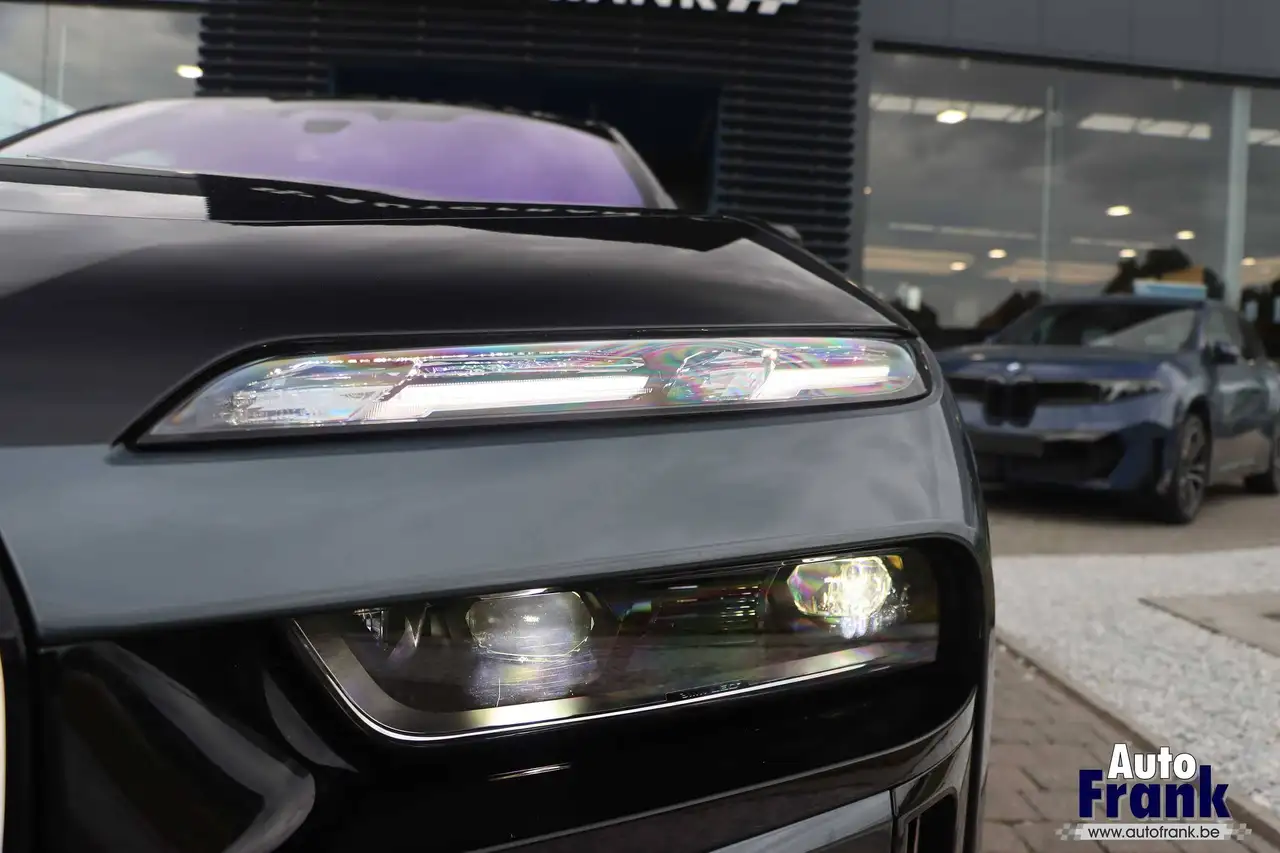 BMW i7 - 10