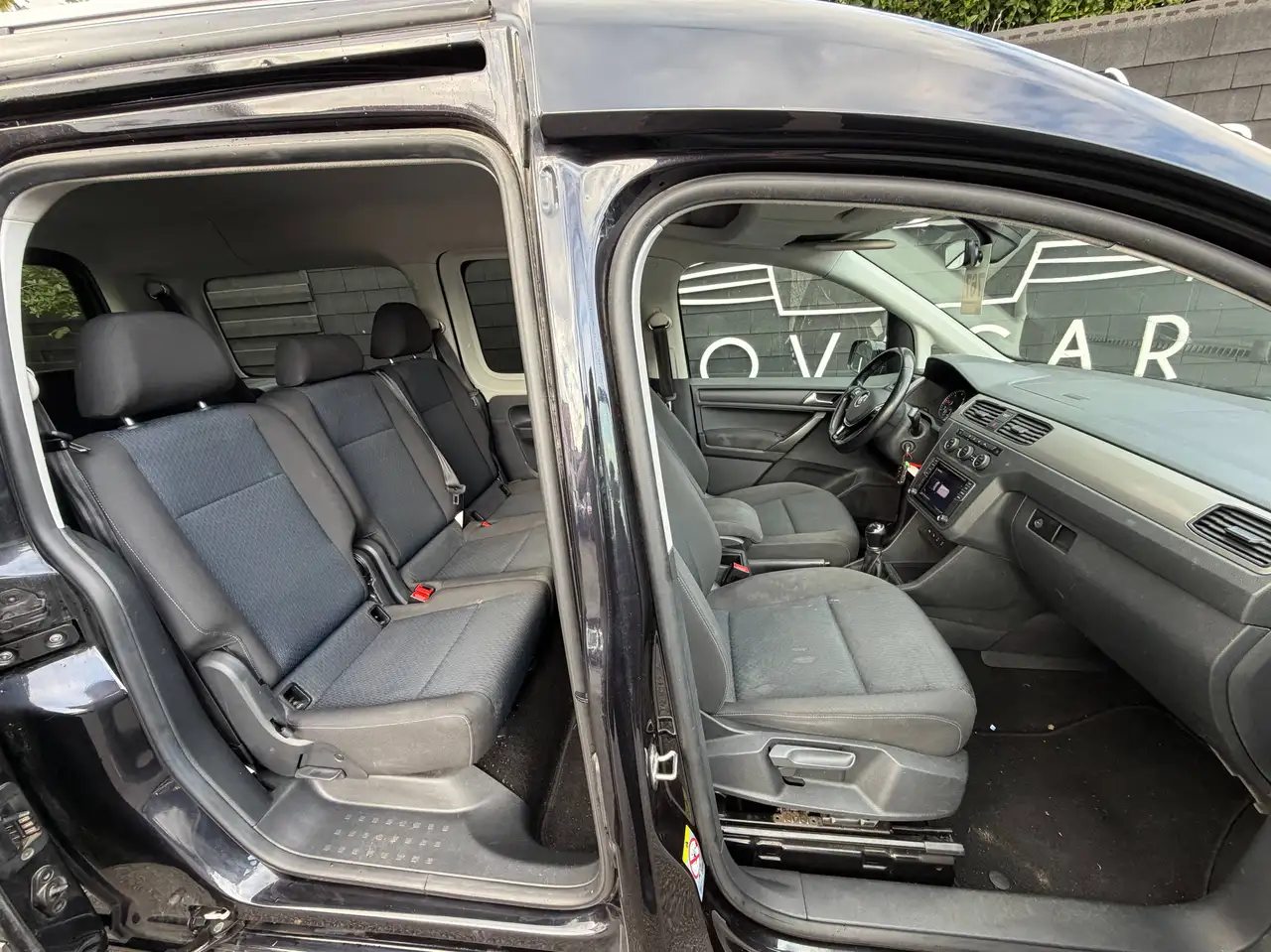 Volkswagen Caddy - 9