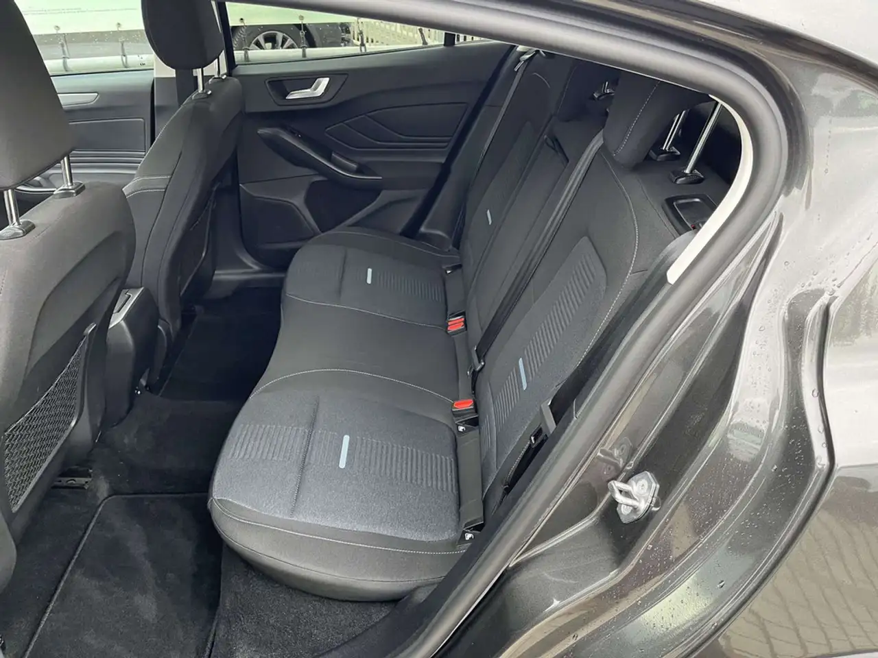 Ford Focus - 10