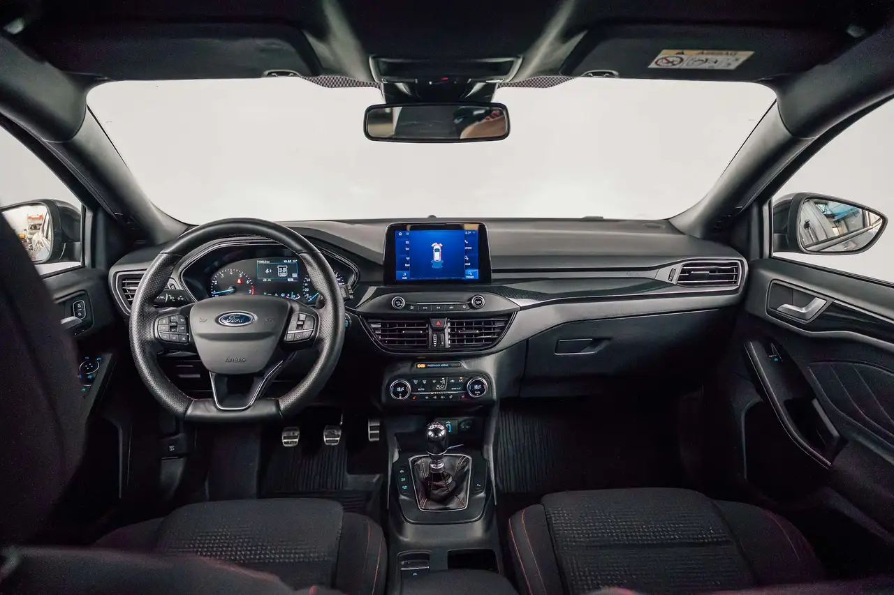 Ford Focus - 12