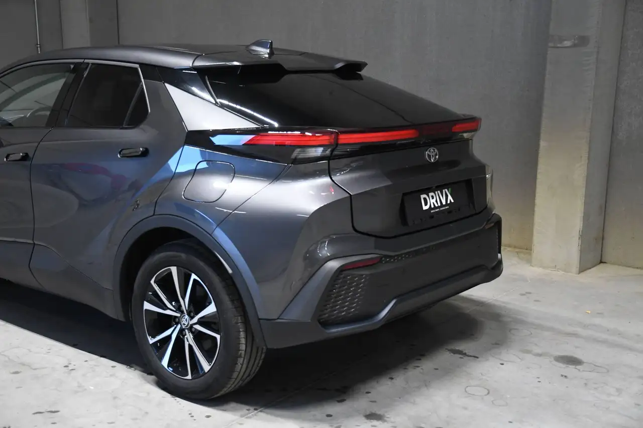 Toyota C-HR - 8