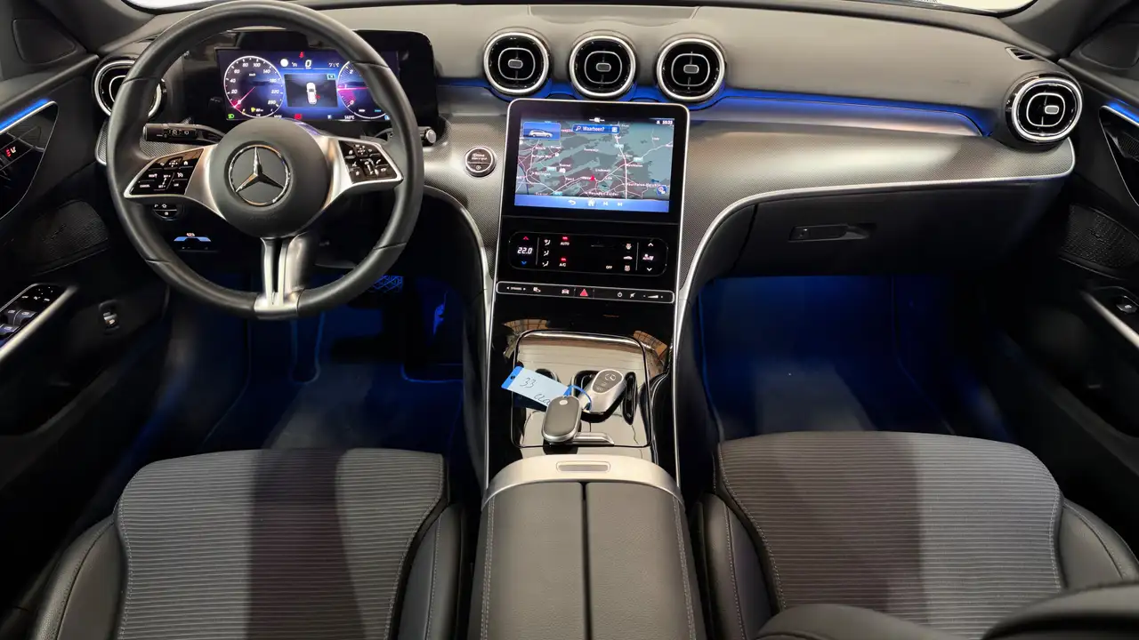 Mercedes-Benz C 200 - 3